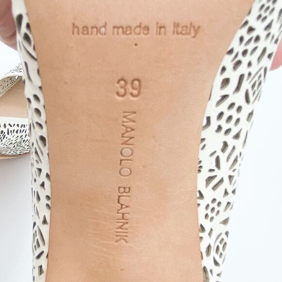 Manolo Blahnik BB White Laser-Cut Leather Pointed Toe Pump Heels - Picture 11 of 11